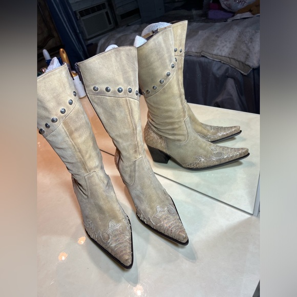 Janet & Janet Tan Leather studs & snake skin Distressed Boho Western Boots 36 - Picture 10 of 14